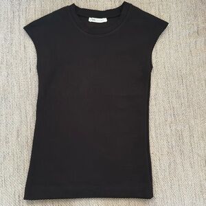 NWOT Zara cap sleeve top size S